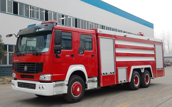 Sinotruk 6x4 RHD 2
